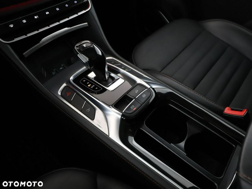 MG HS 1.5T-GDI Luxury - 31