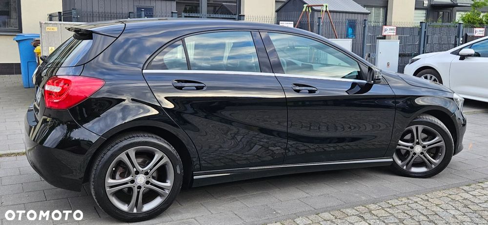 Mercedes-Benz Klasa A 180 (BlueEFFICIENCY) Style - 23