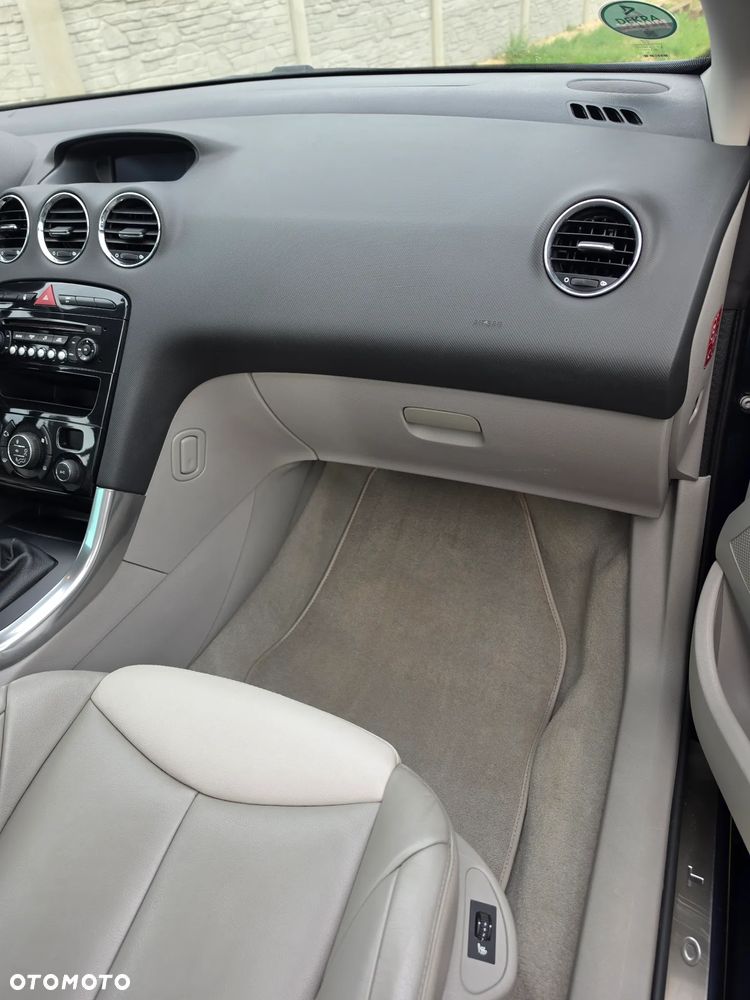 Peugeot 308 CC 155 THP Platinum - 30