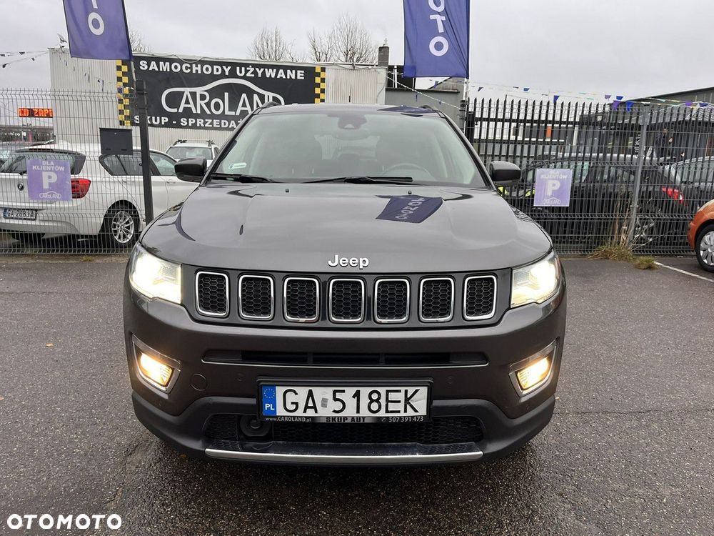 Jeep Compass - 26