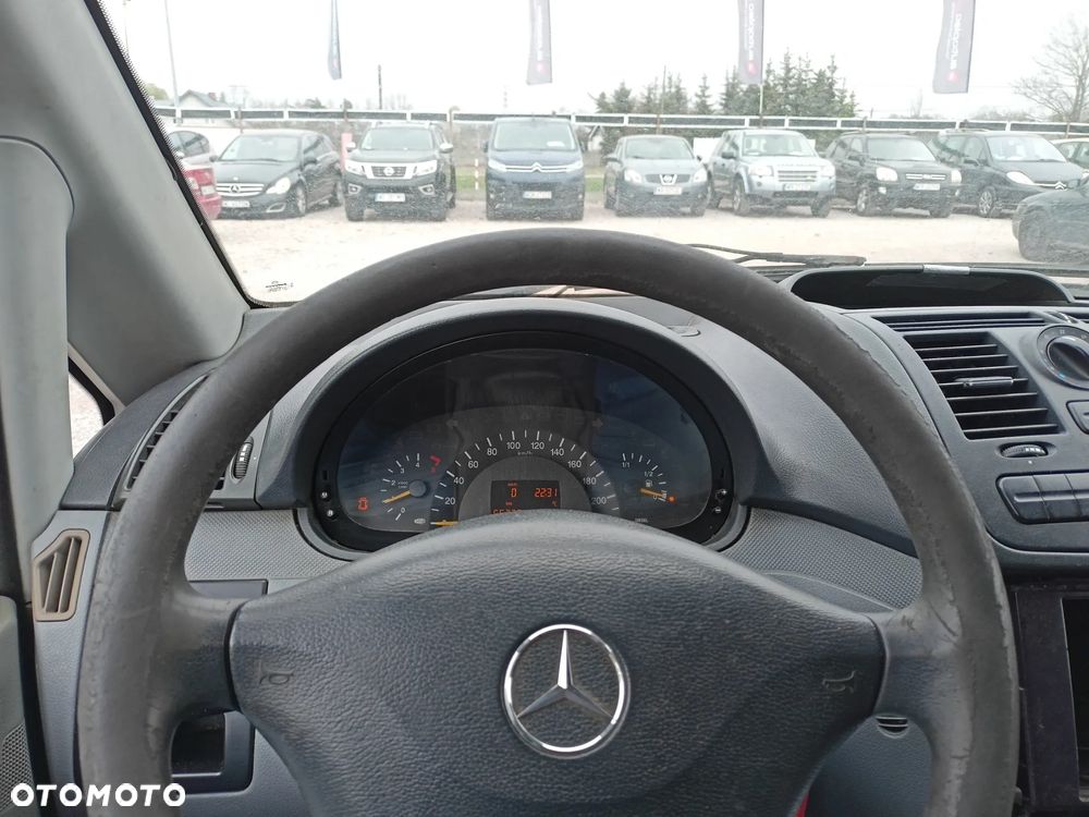Mercedes-Benz Vito - 10