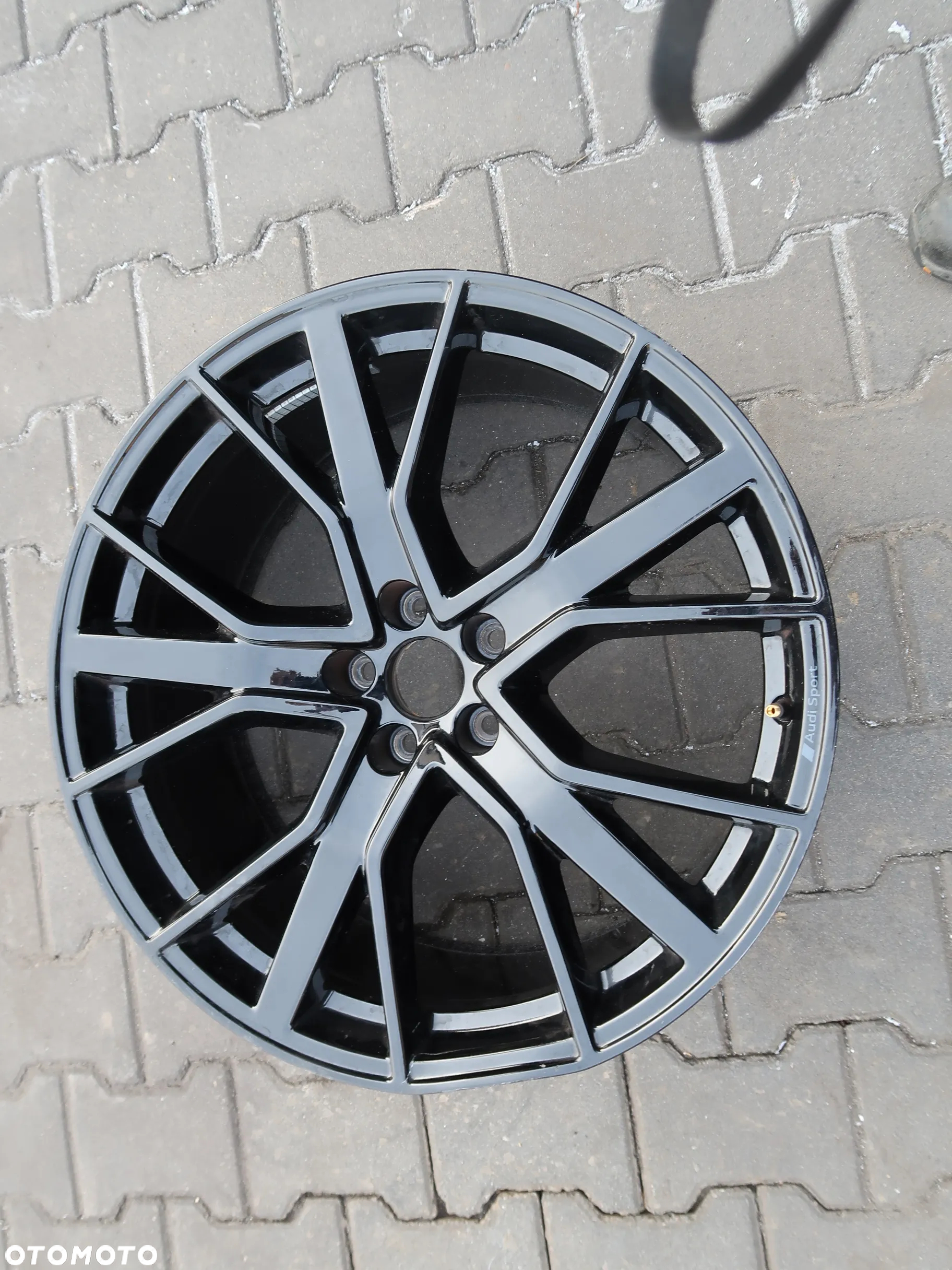 2 szt audi e-tron 4ke 21'' - 8