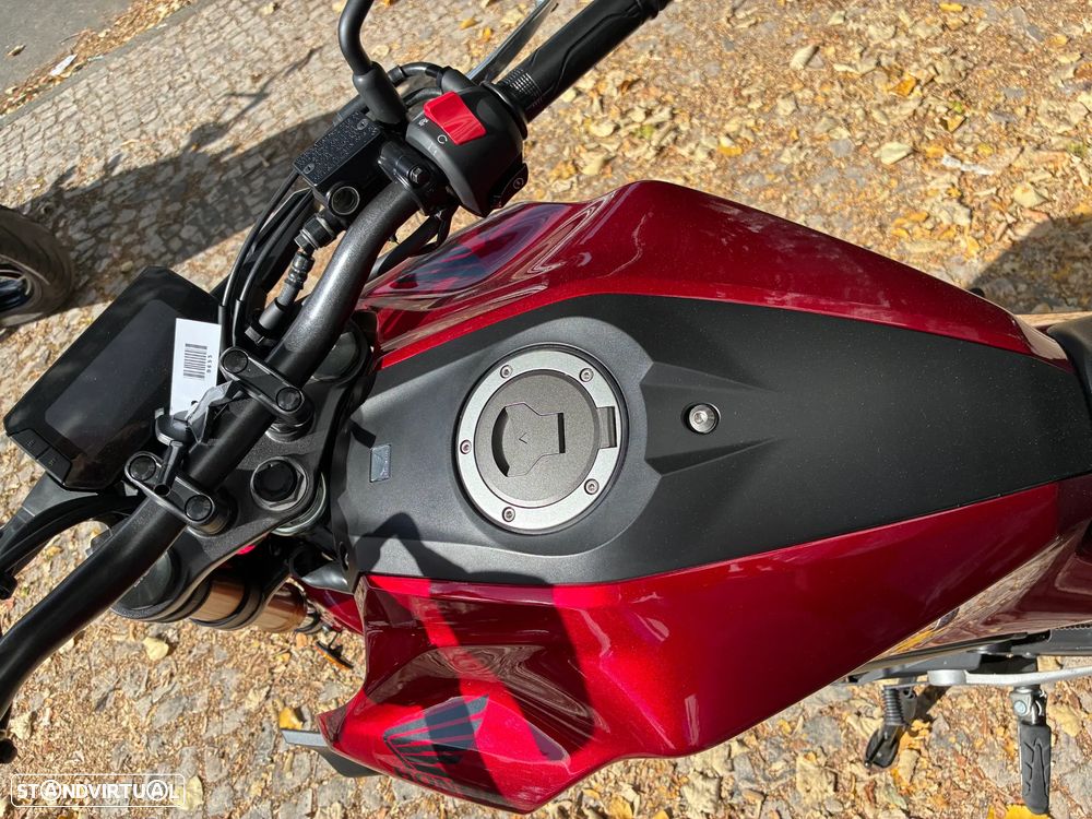 Honda CB 300 R - 10