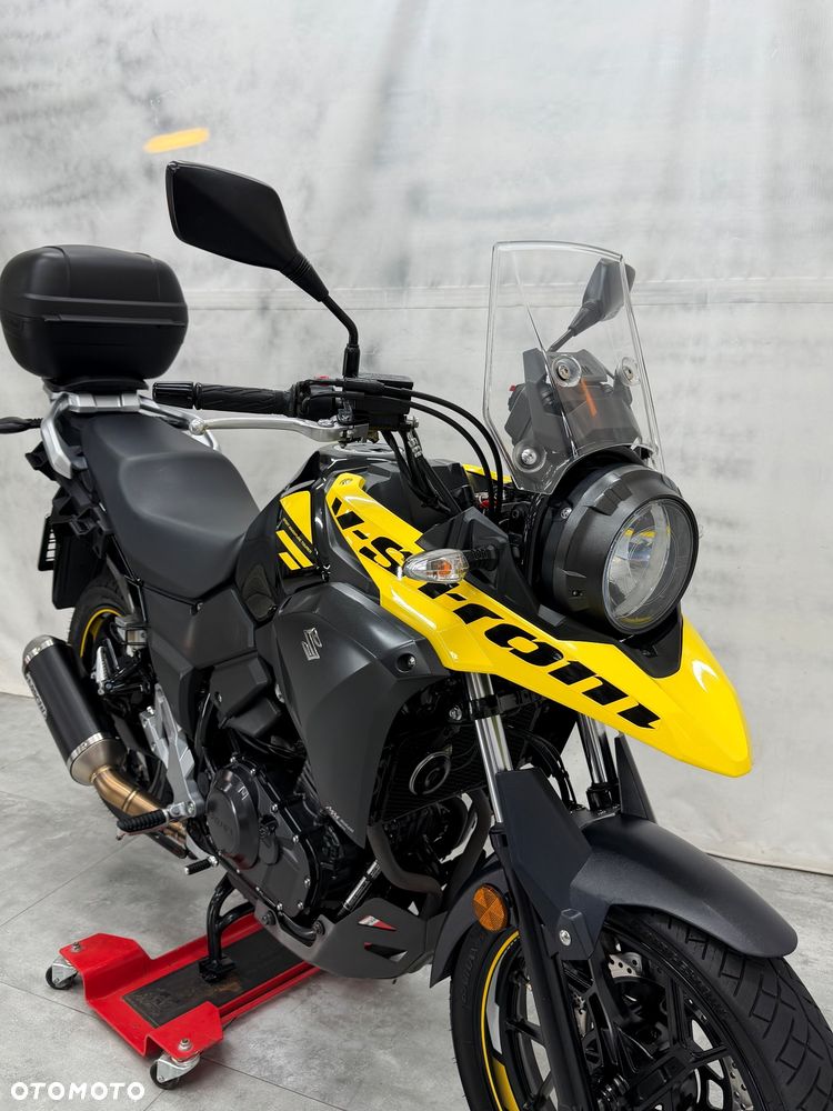 Suzuki V-STROM - 16