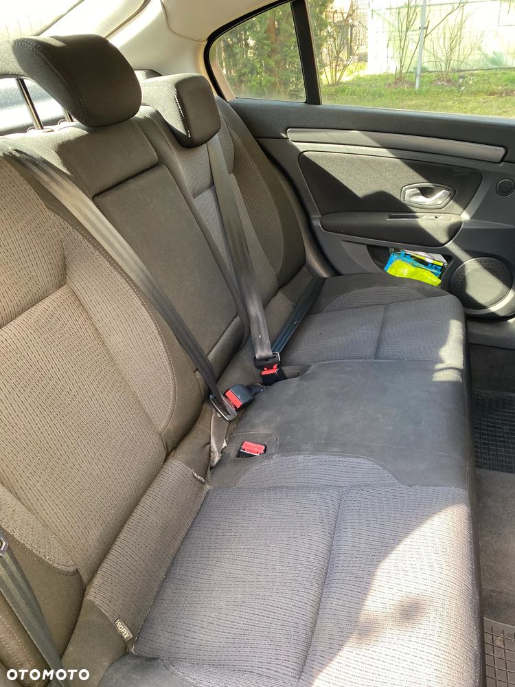 Renault Laguna 2.0 DCi Dynamique - 8