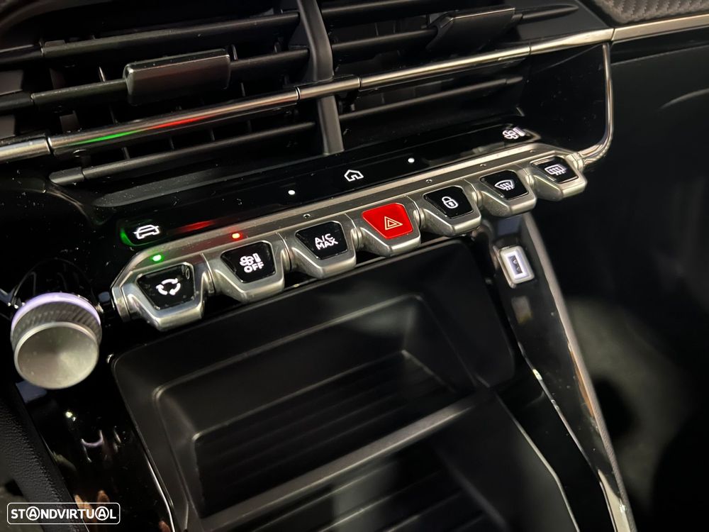 Peugeot 2008 1.2 PureTech Style - 23