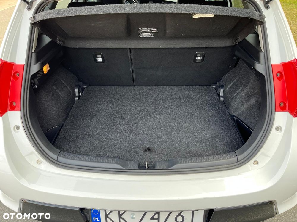 Toyota Auris 2.0 D-4D Comfort - 11