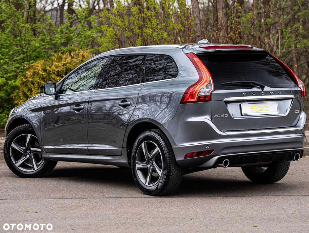 Volvo XC 60 D3 Drive-E R-Design Momentum - 23