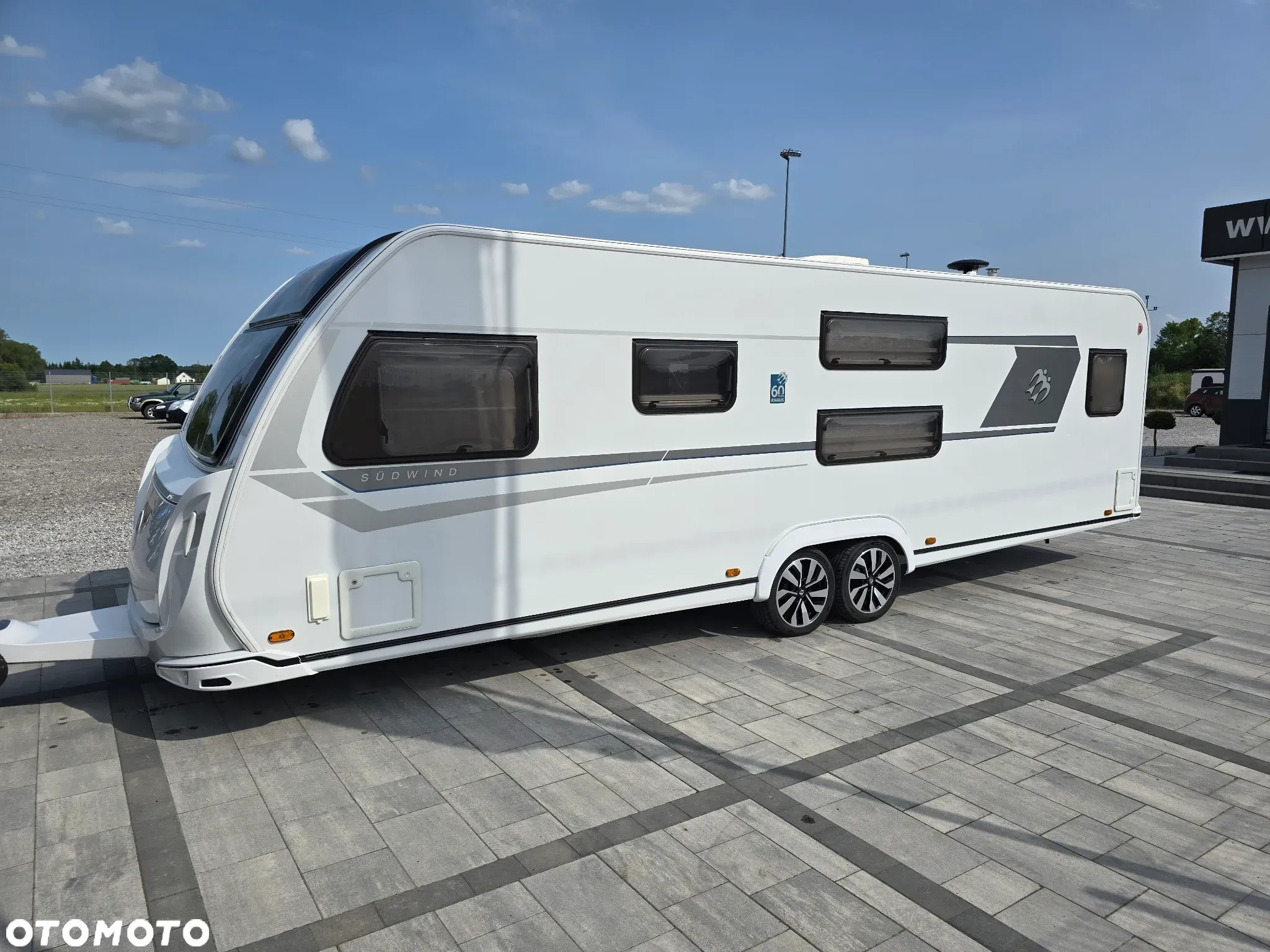 KNAUS KNAUS SUDWIND 750 UD - 2