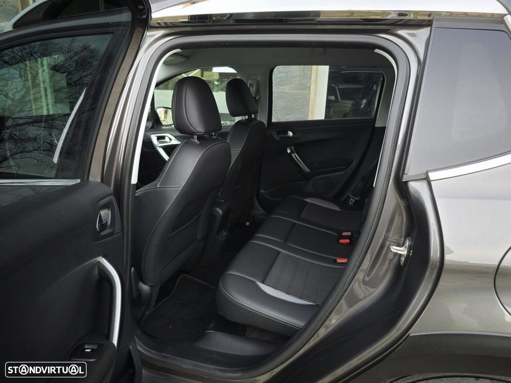 Peugeot 2008 1.6 BlueHDi Allure - 8