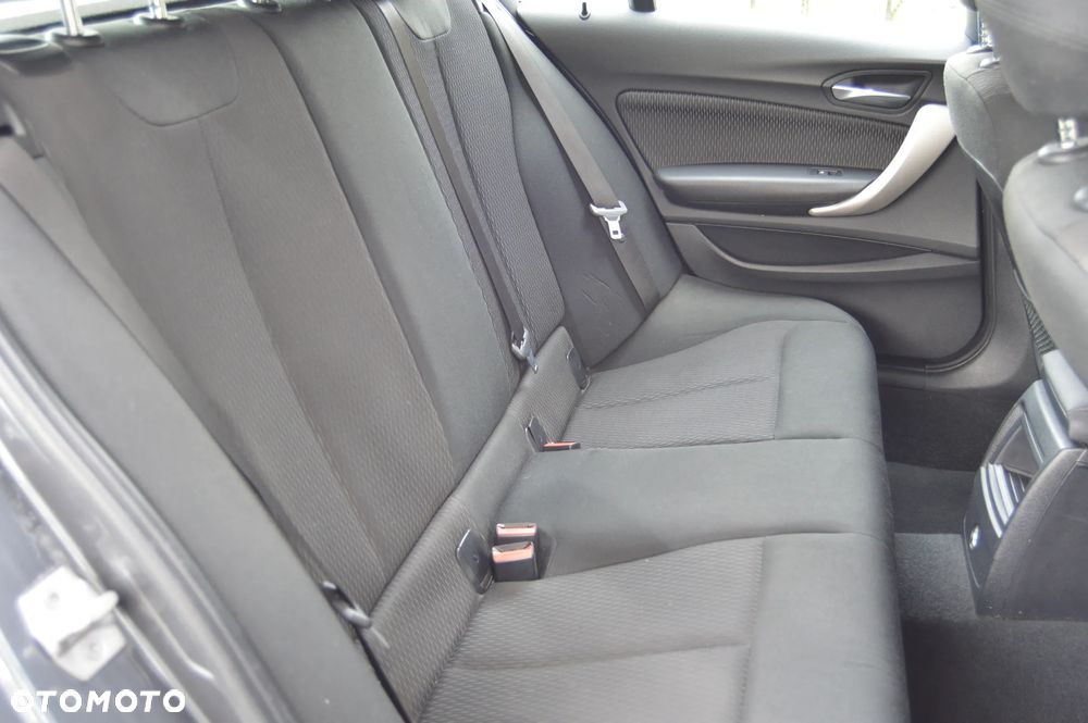 BMW Seria 1 118i Sport Line - 6