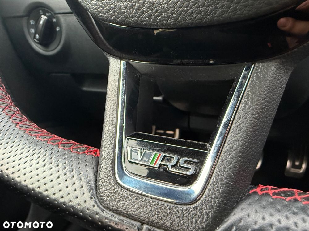 Skoda Octavia 2.0 TDI RS - 23