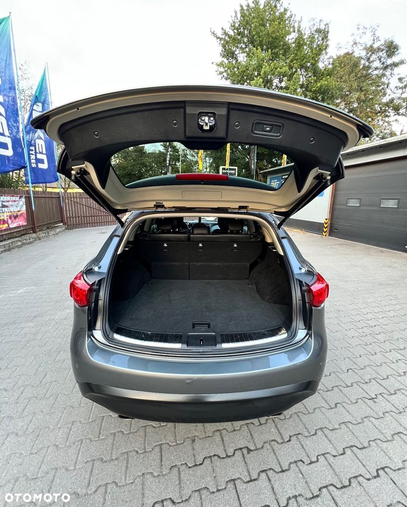 Infiniti QX70 3.7 AWD GT Premium - 16