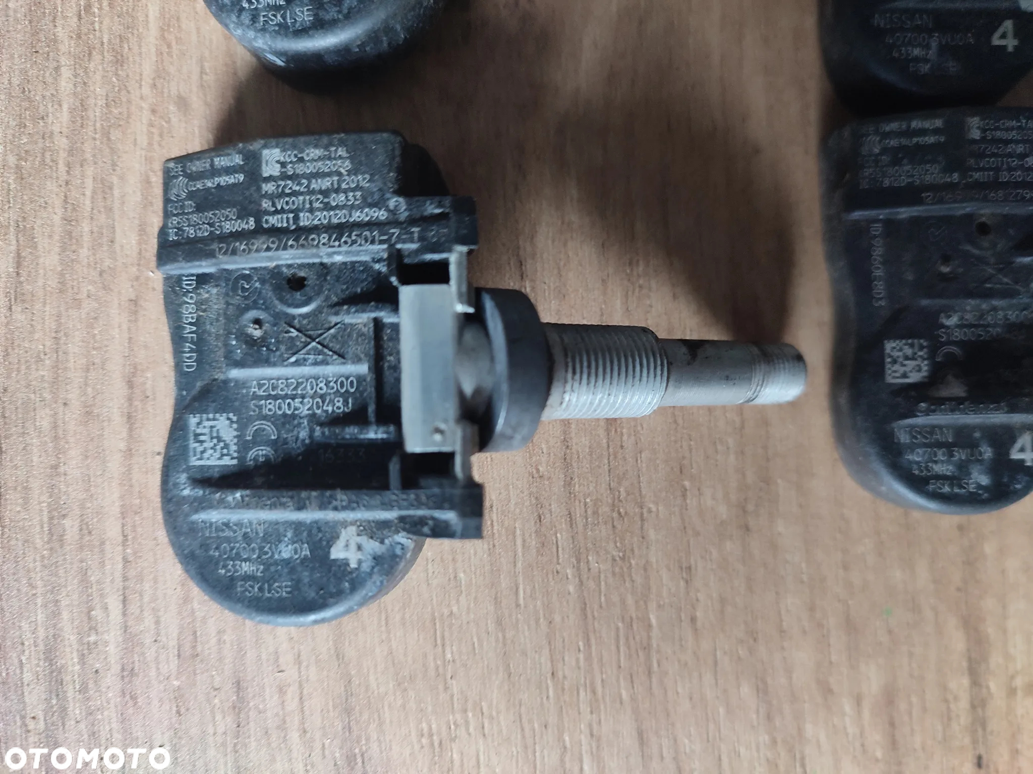 Czujnik ciśnienia opon TPMS Continental A2C82208300 / S180052048J Nissan Qashqai - 2