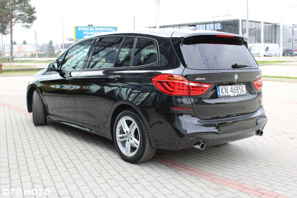BMW Seria 2 220d xDrive Sport-Aut M Sport - 11