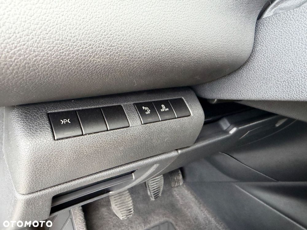Peugeot 5008 1.6 THP Business Line 7os - 23