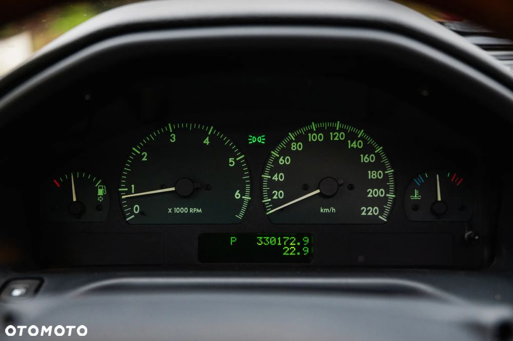 Land Rover Range Rover - 15
