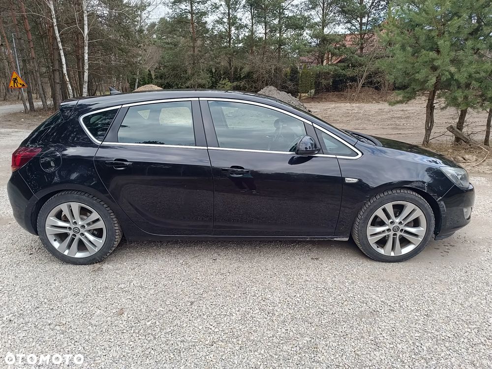 Opel Astra 1.7 CDTI Cosmo - 5