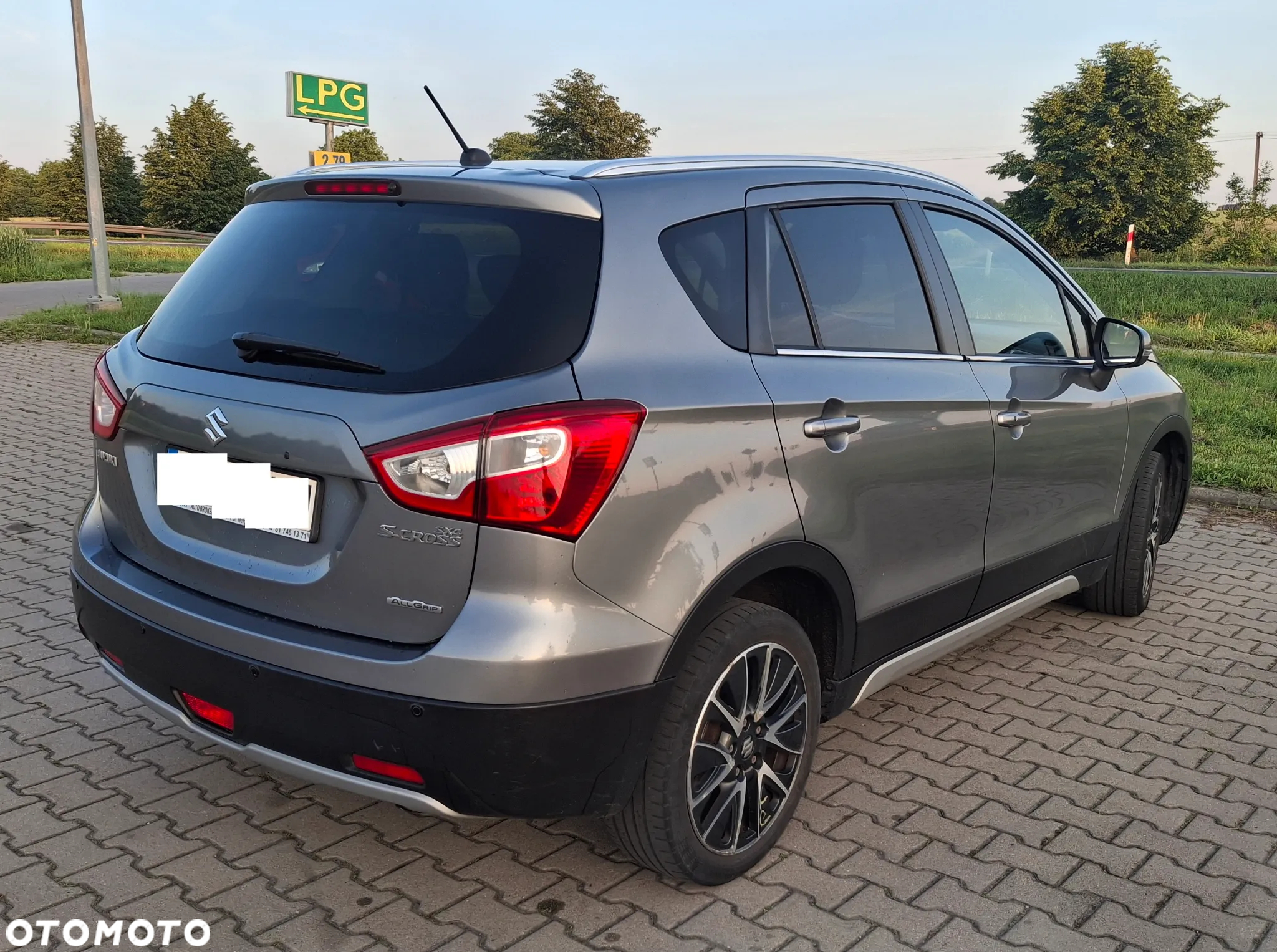 Suzuki SX4 S-Cross 1.6 Premium 4WD - 2