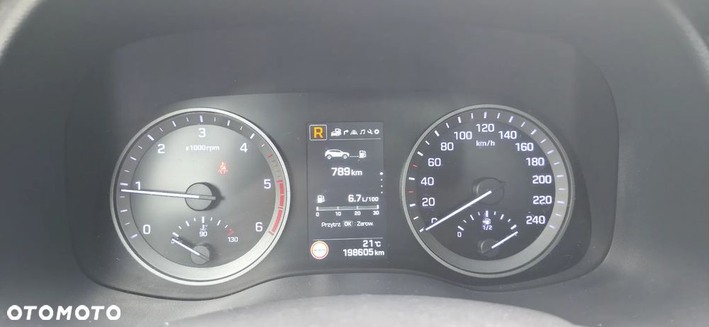 Hyundai Tucson blue 1.7 CRDi 2WD DCT Premium - 9