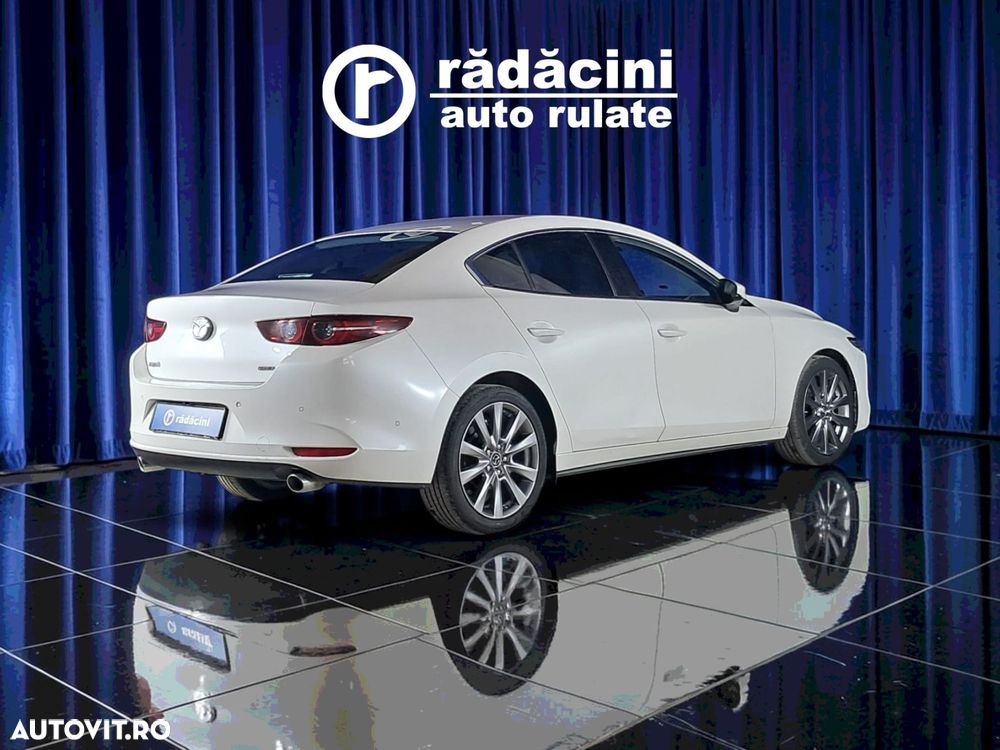 Mazda 3 - 7