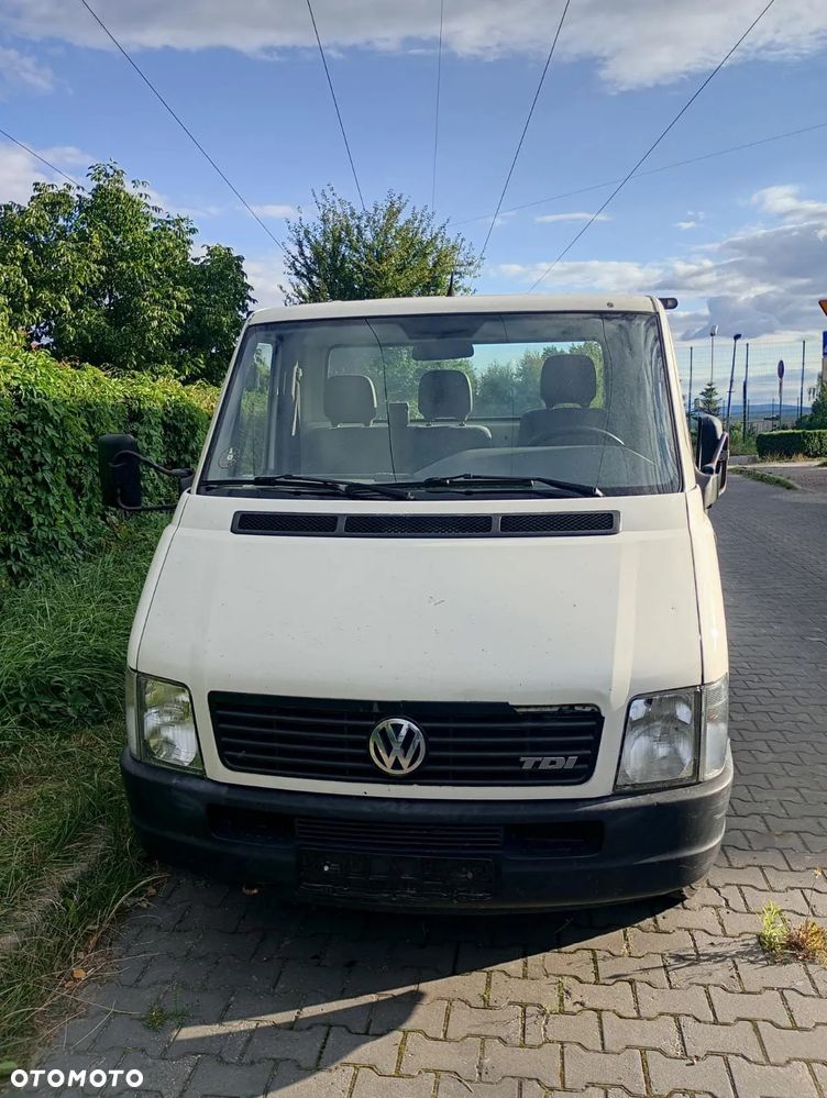 Volkswagen LT - 1