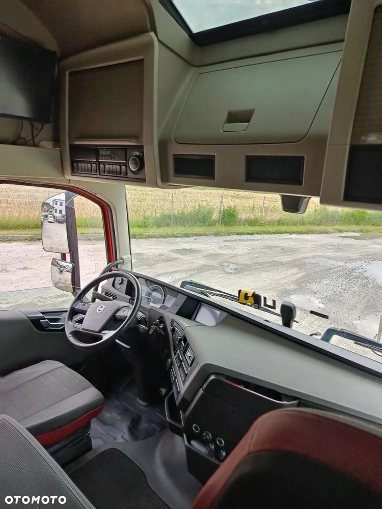 Volvo FH - 8