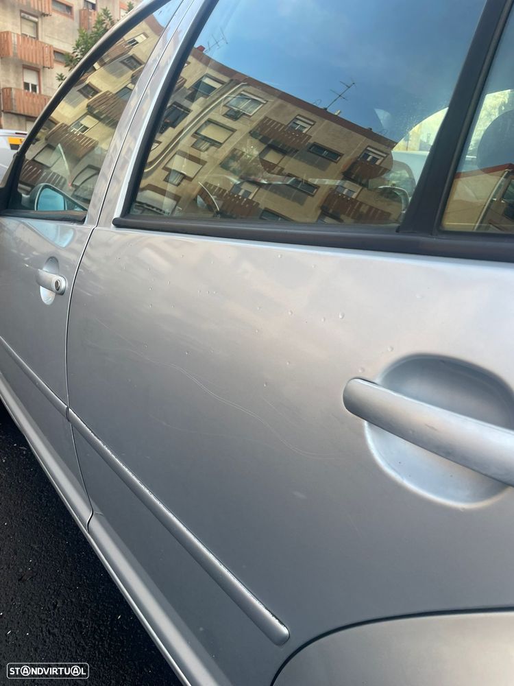 VW Golf 1.4i 25 Anos - 8