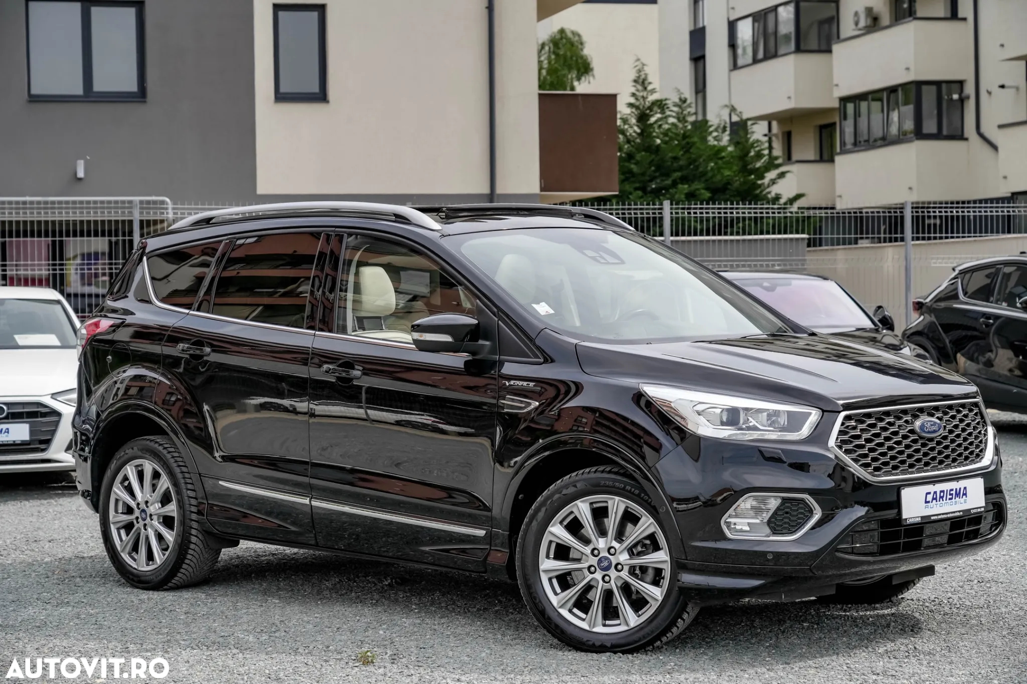 Ford Kuga 2.0 TDCi 4WD Powershift Vignale - 7