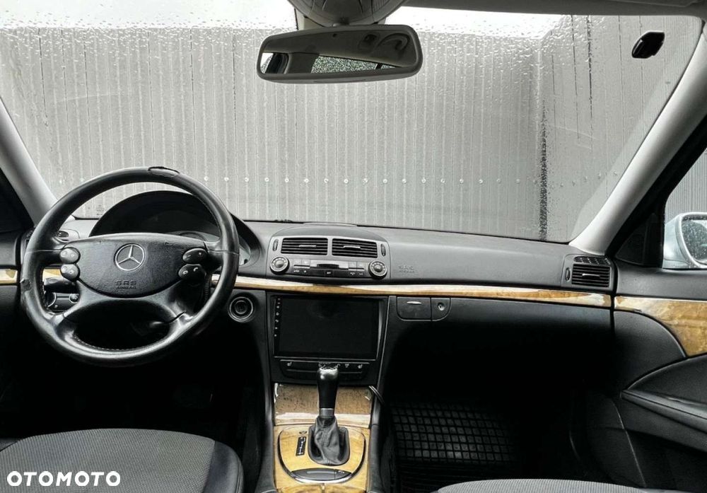 Mercedes-Benz Klasa E 200 T Kompressor Automatik Avantgarde - 7