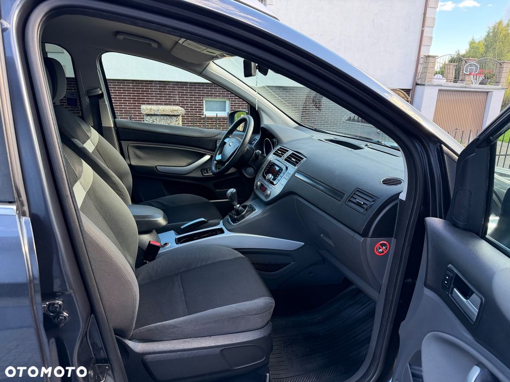 Ford Kuga 2.0 TDCi 4x4 Titanium - 14