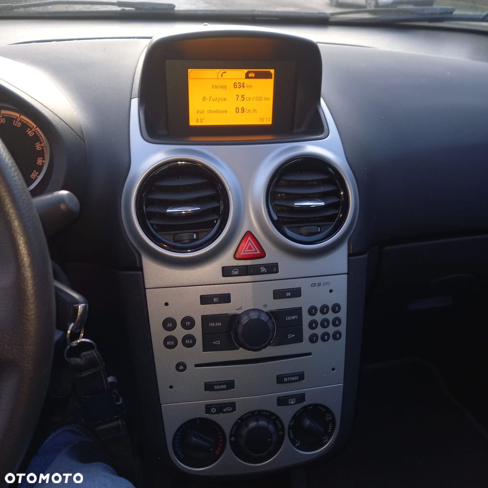 Opel Corsa 1.0 12V Essentia - 10