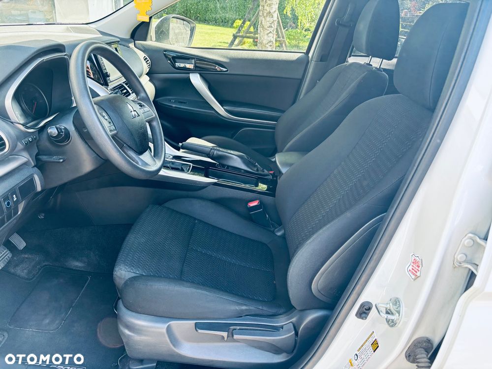 Mitsubishi Eclipse Cross - 26
