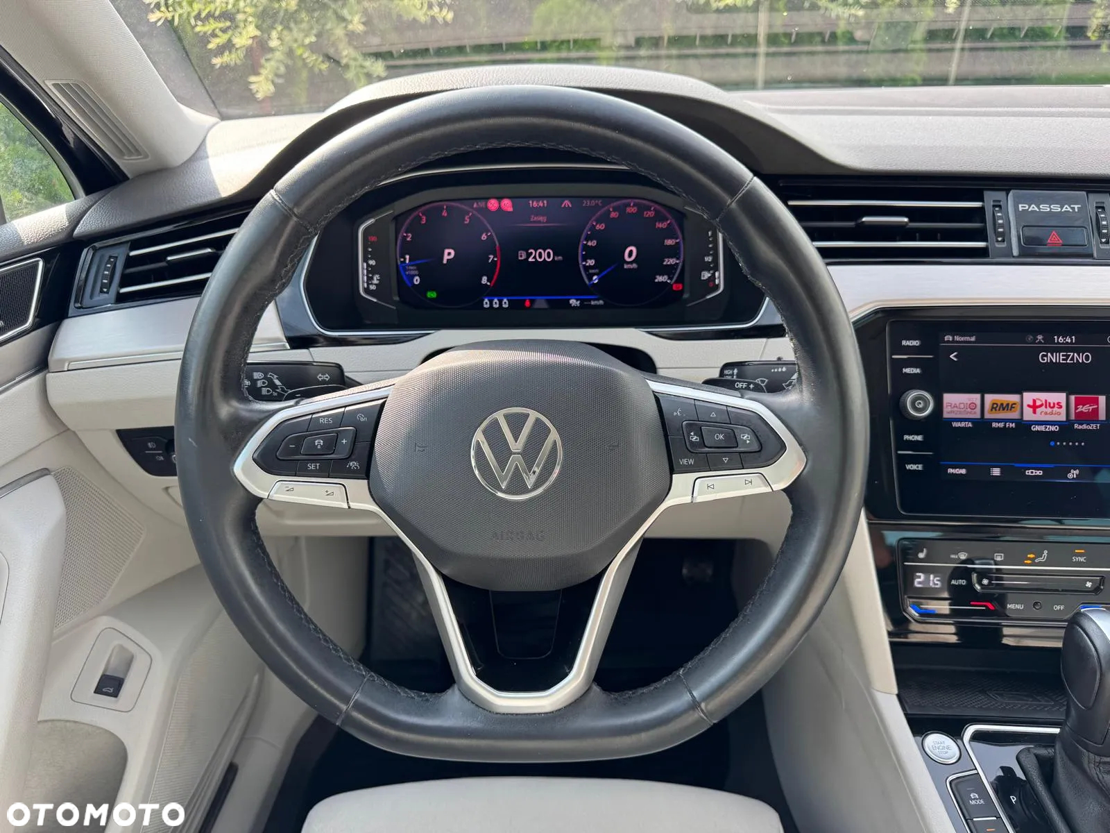Volkswagen Passat 2.0 TSI Elegance DSG - 21