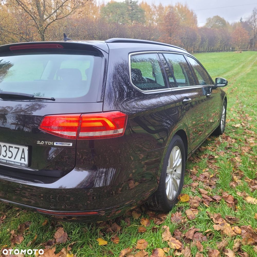 Volkswagen Passat - 20