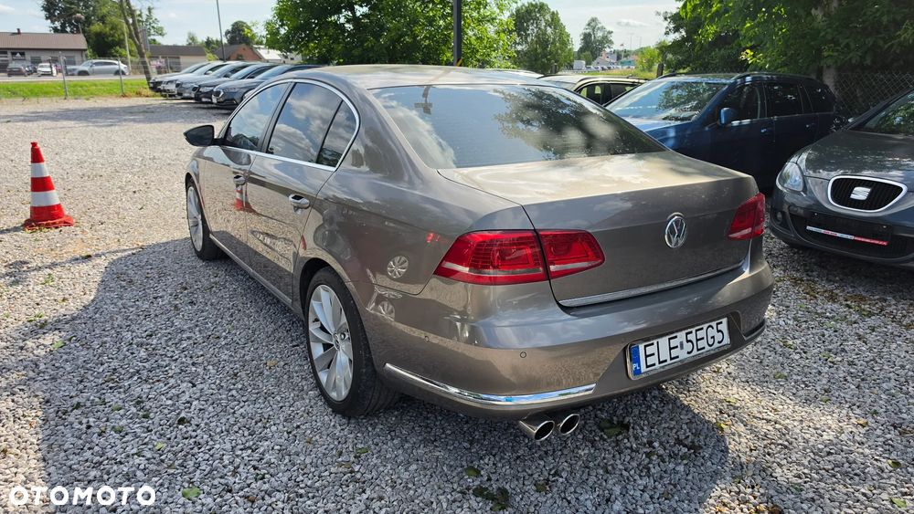 Volkswagen Passat 2.0 TDI Highline DSG - 5