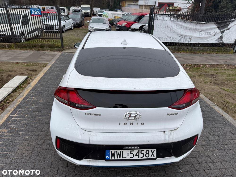 Hyundai IONIQ Hybrid Premium - 18