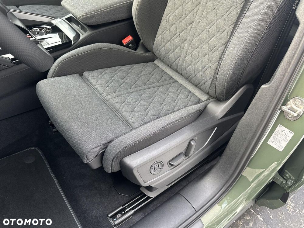 Audi Q5 Sportback - 13