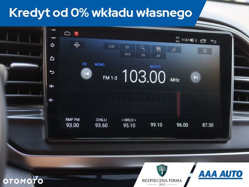 Hyundai Elantra - 14