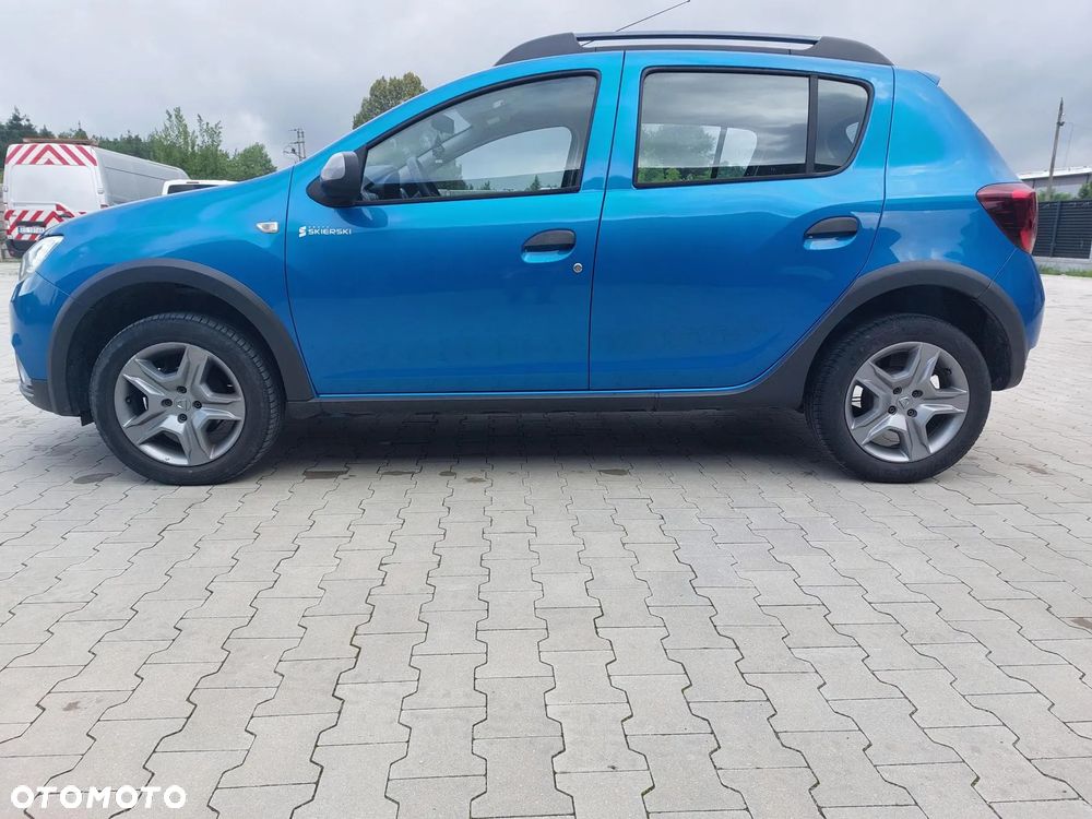 Dacia Sandero - 8