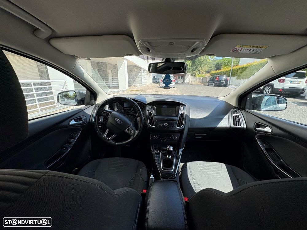 Ford Focus SW 1.5 TDCi Titanium - 6