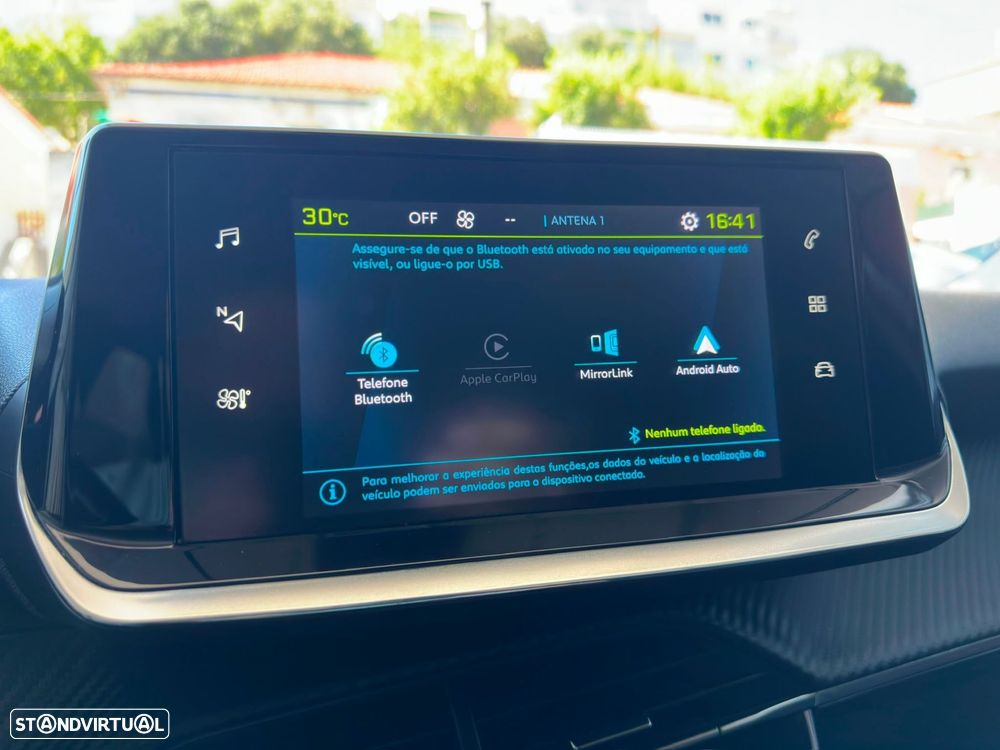 Peugeot e-2008 50 kWh Active Pack - 19