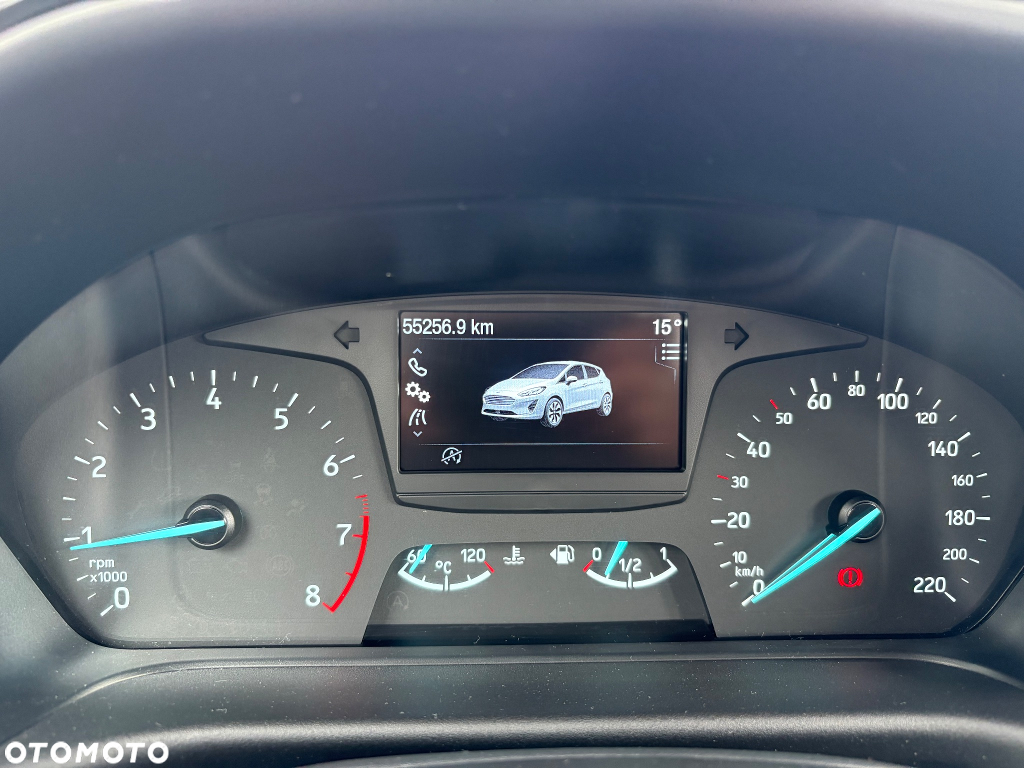 Ford Fiesta 1.1 S&S TREND - 9