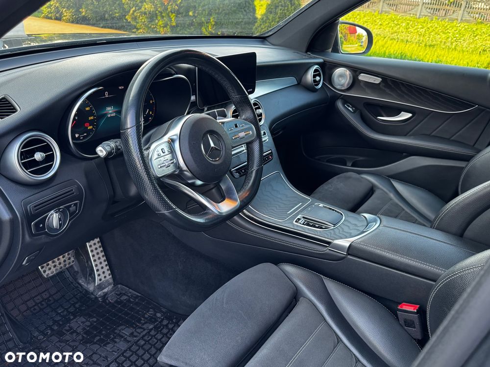 Mercedes-Benz GLC 300 d 4-Matic - 17