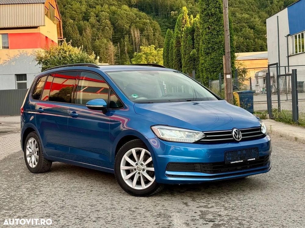 Volkswagen Touran - 8