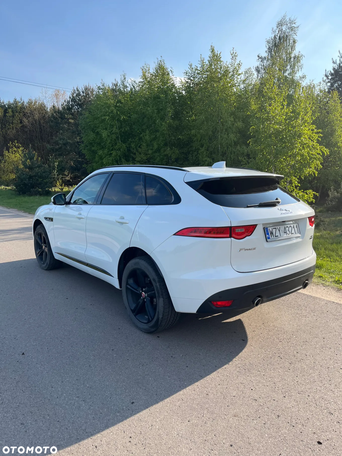 Jaguar F-Pace 2.0 i4P AWD R-Sport - 6