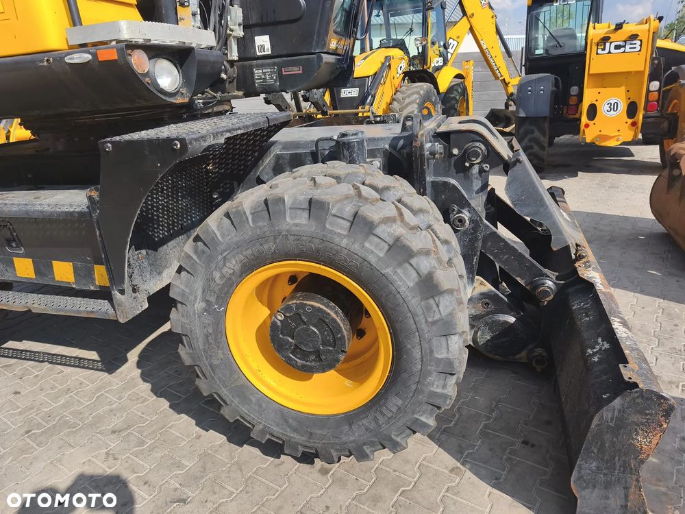 JCB JS145W - 10