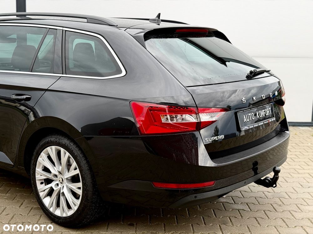 Skoda Superb 2.0 TDI DSG Premium Edition - 19