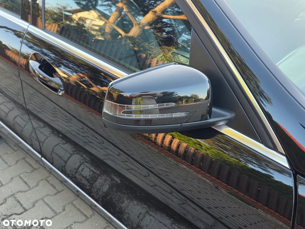 Mercedes-Benz Klasa C 180 BlueEFFICIENCY Avantgarde - 15