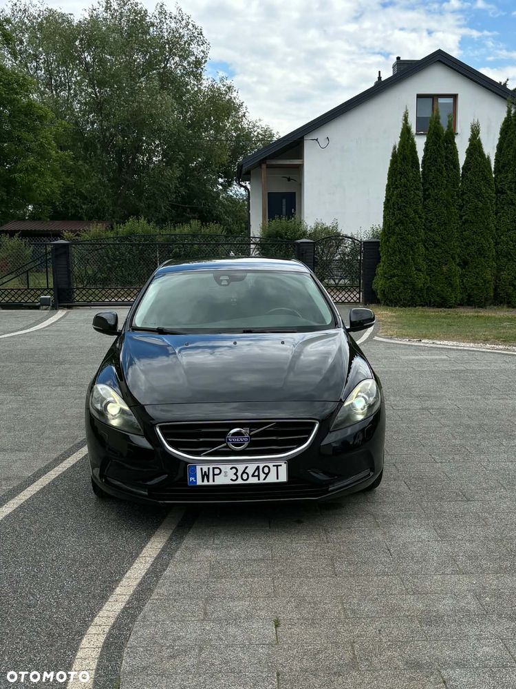 Volvo V40 D2 R Design - 2